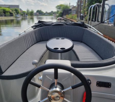 Meerkoet Royale, sloepverhuur de Meerkoet, Groene hart, Nieuwerbrug, luxe sloepverhuur, luxe sloep huren, sloep huren